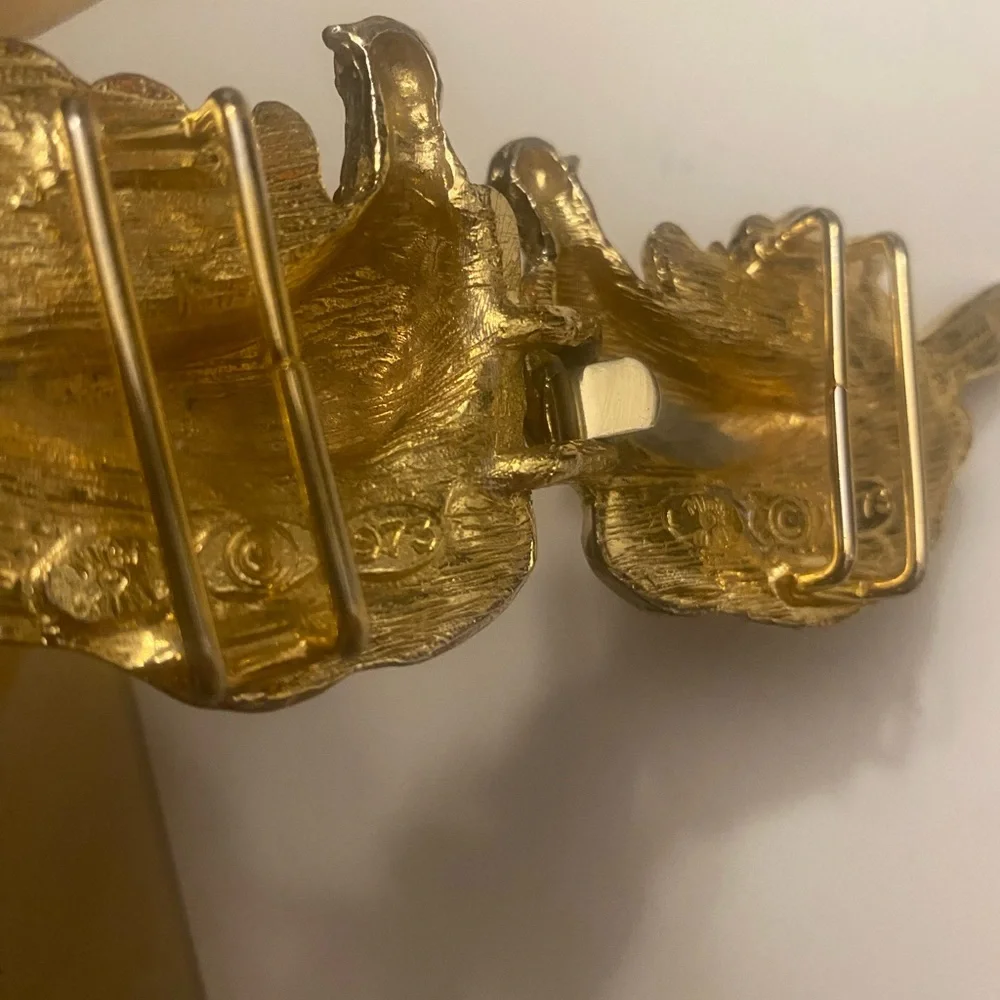 Mimi Di N elegant gold